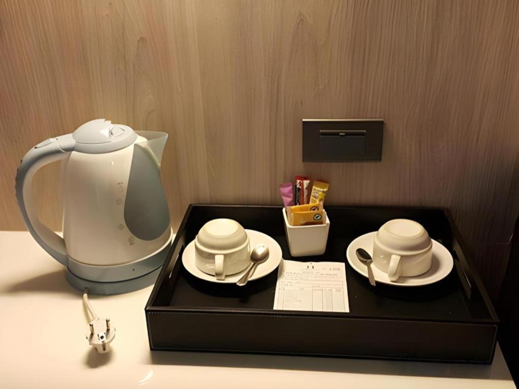 The Heritage Silom Hotel Бангкок Экстерьер фото