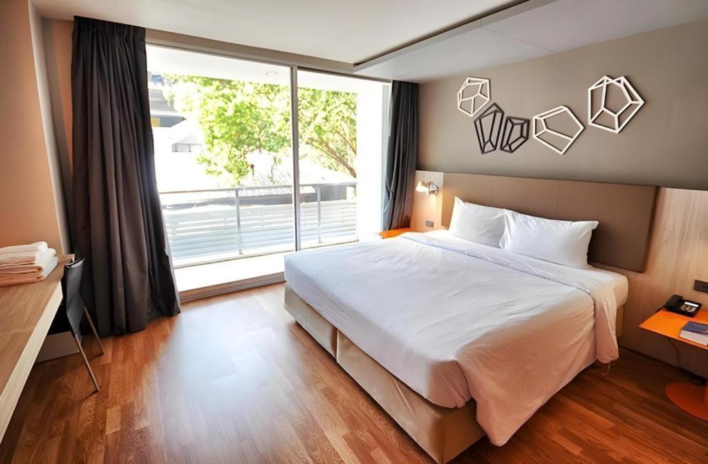 The Heritage Silom Hotel Бангкок Экстерьер фото