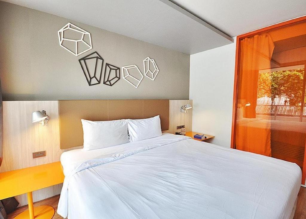 The Heritage Silom Hotel Бангкок Экстерьер фото