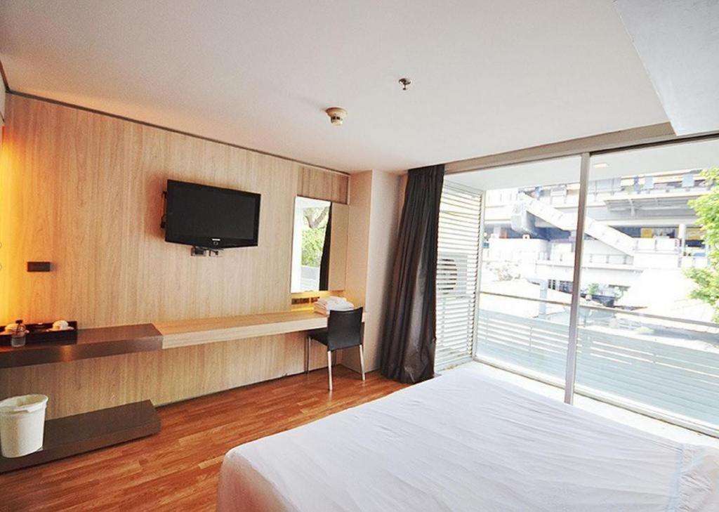 The Heritage Silom Hotel Бангкок Экстерьер фото