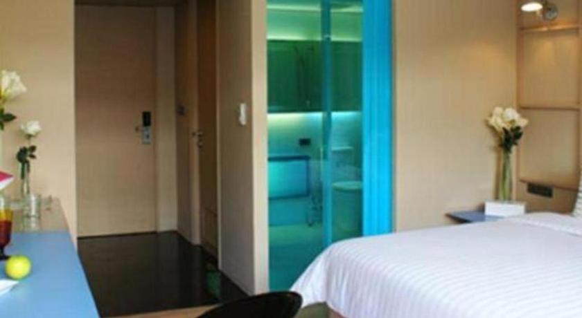The Heritage Silom Hotel Бангкок Экстерьер фото
